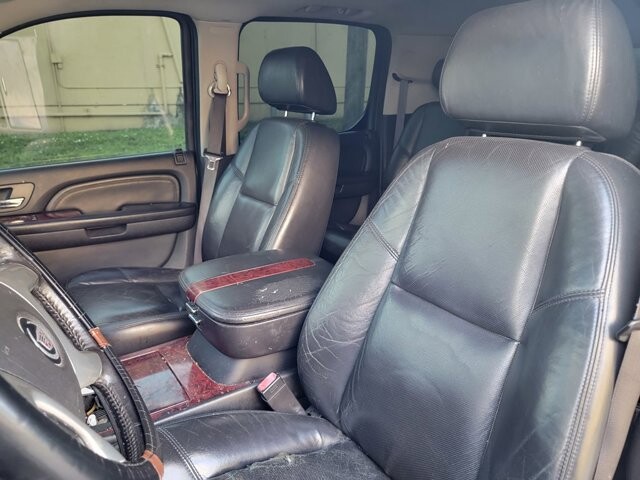 2008 Cadillac Escalade ESV in Pompano Beach, FL 33064 - 2304376 27