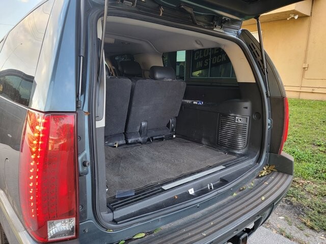 2008 Cadillac Escalade ESV in Pompano Beach, FL 33064 - 2304376 34
