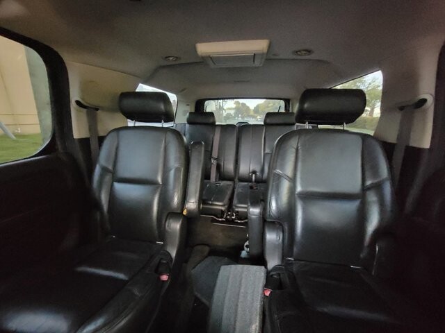 2008 Cadillac Escalade ESV in Pompano Beach, FL 33064 - 2304376 29