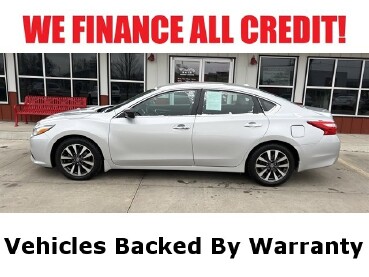 2017 Nissan Altima in Sioux Falls, SD 57105