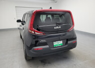2022 Kia Soul in Maple Heights, OH 44137 - 2304996 6