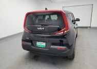 2022 Kia Soul in Maple Heights, OH 44137 - 2304996 7