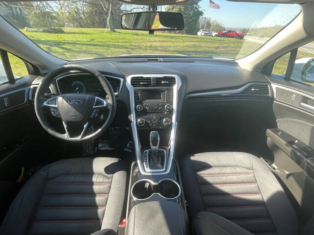 2016 Ford Fusion in Commerce, GA 30529 - 2306418 8