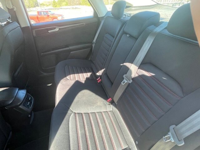 2016 Ford Fusion in Commerce, GA 30529 - 2306418 27