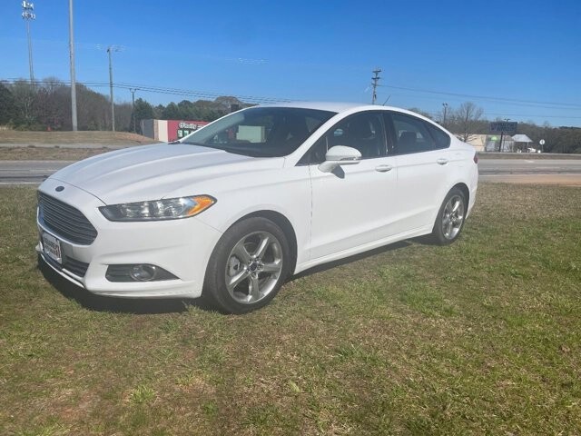 2016 Ford Fusion in Commerce, GA 30529 - 2306418 20