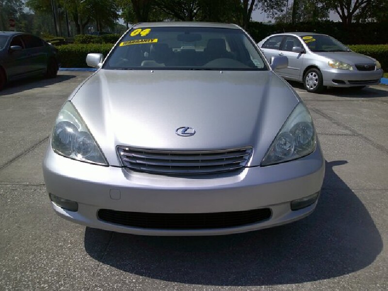 2004 Lexus ES 330 in Jacksonville, FL 32205 - 2307626