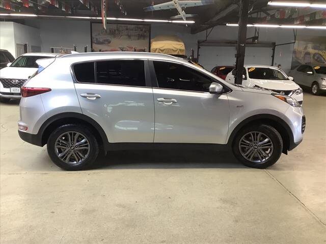 2018 Kia Sportage in Chicago, IL 60659 - 2308047 6