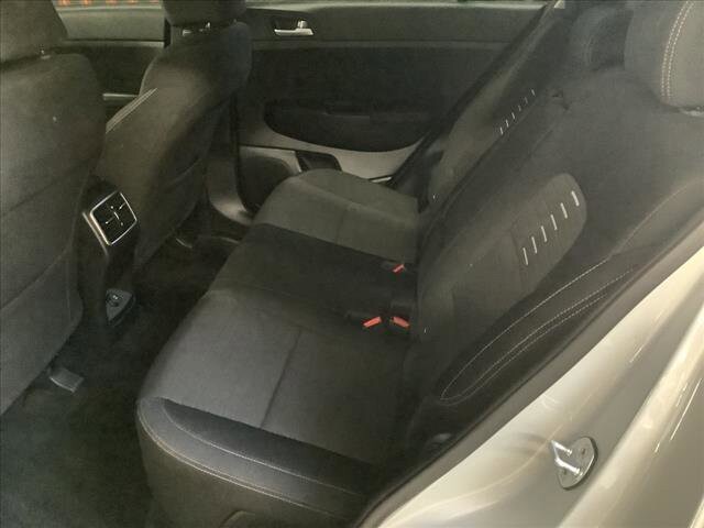 2018 Kia Sportage in Chicago, IL 60659 - 2308047 17