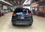 2018 Nissan Rogue in Chicago, IL 60659 - 2308049 4