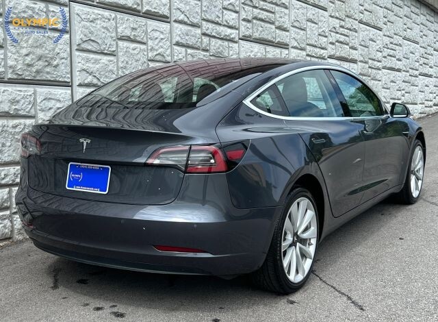 2018 Tesla Model 3 in Decatur, GA 30032 - 2308116 6