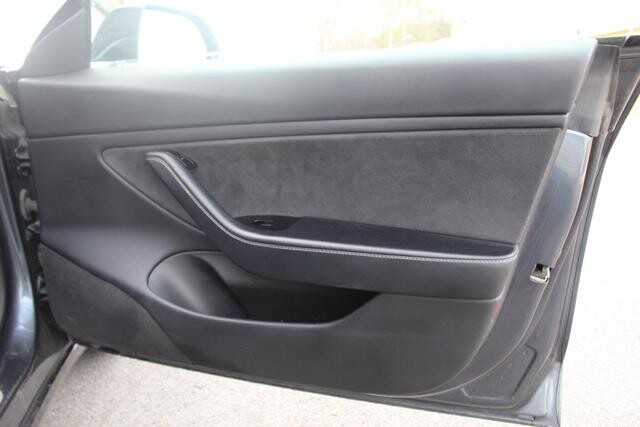 2018 Tesla Model 3 in Decatur, GA 30032 - 2308116 47