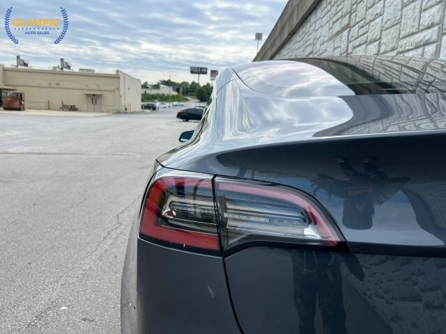2018 Tesla Model 3 in Decatur, GA 30032 - 2308116 16