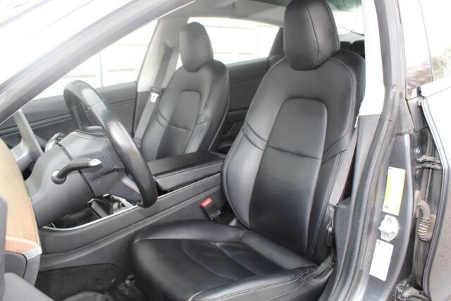 2018 Tesla Model 3 in Decatur, GA 30032 - 2308116 41