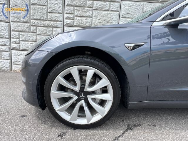 2018 Tesla Model 3 in Decatur, GA 30032 - 2308116 9