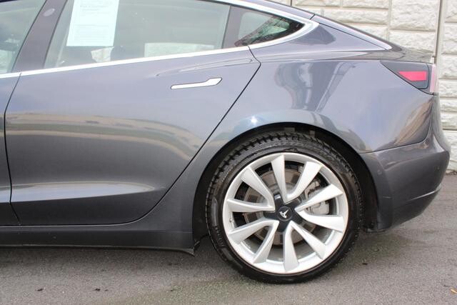 2018 Tesla Model 3 in Decatur, GA 30032 - 2308116 29