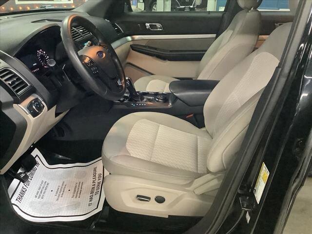 2018 Ford Explorer in Chicago, IL 60659 - 2308374 10