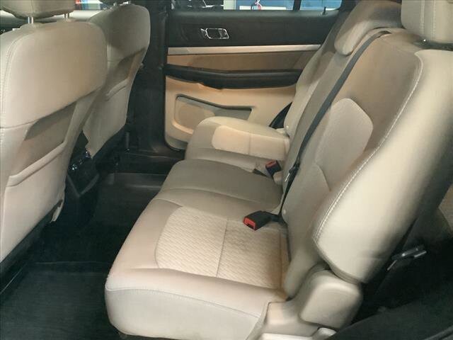 2018 Ford Explorer in Chicago, IL 60659 - 2308374 18