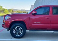 2019 Toyota Tacoma in Dallas, TX 75212 - 2308430 5