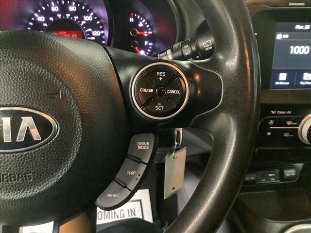 2019 Kia Soul in Chicago, IL 60659 - 2308909 13