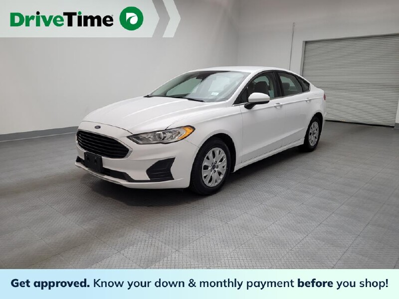 2020 Ford Fusion in Van Nuys, CA 91411 - 2309236