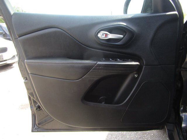 2016 Jeep Cherokee in Tampa, FL 33604-6914 - 2309244 44