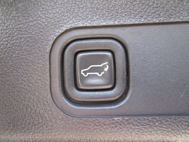 2012 Cadillac Escalade ESV in Tampa, FL 33604-6914 - 2309247 66