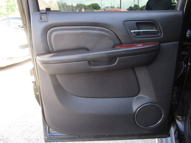 2012 Cadillac Escalade ESV in Tampa, FL 33604-6914 - 2309247 22