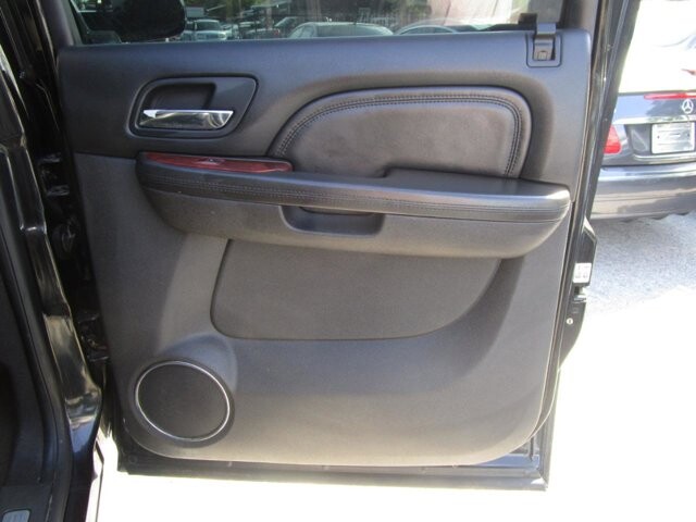 2012 Cadillac Escalade ESV in Tampa, FL 33604-6914 - 2309247 23