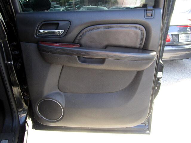 2012 Cadillac Escalade ESV in Tampa, FL 33604-6914 - 2309247 23