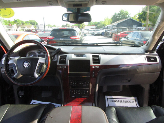 2012 Cadillac Escalade ESV in Tampa, FL 33604-6914 - 2309247 3