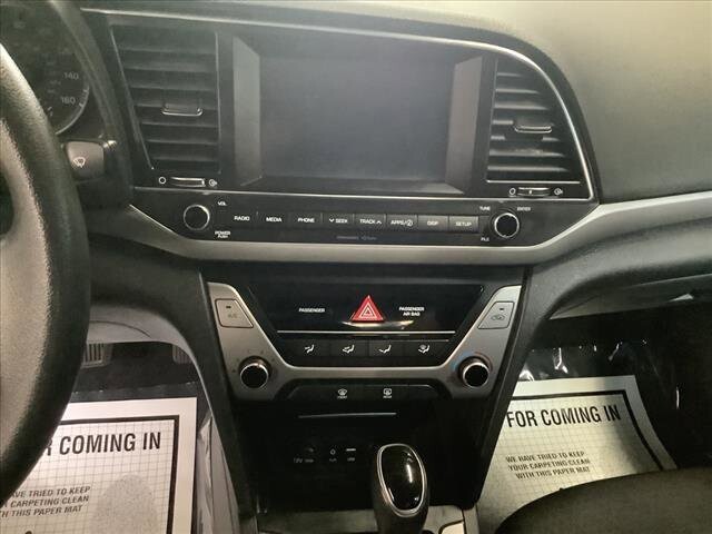 2018 Hyundai Elantra in Chicago, IL 60659 - 2310066 15