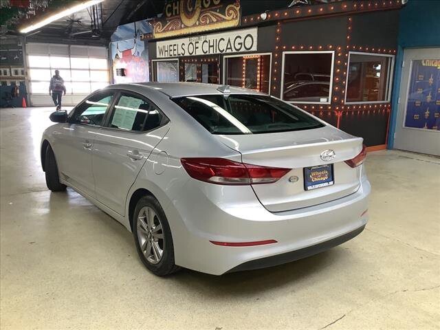 2018 Hyundai Elantra in Chicago, IL 60659 - 2310066 3