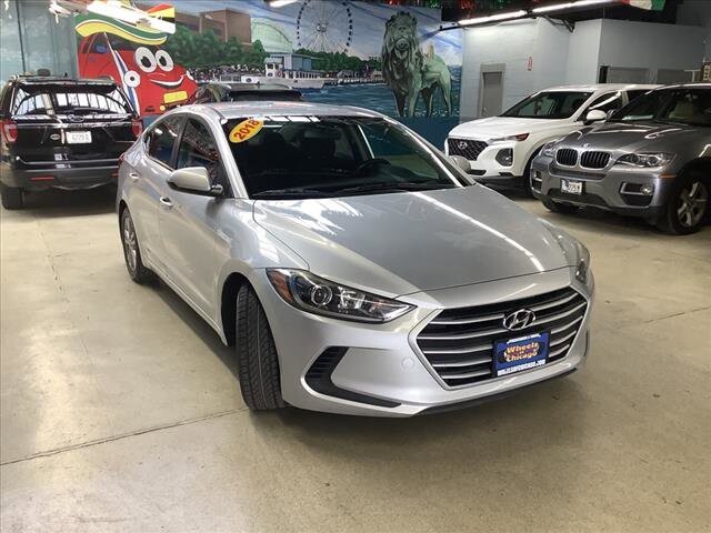 2018 Hyundai Elantra in Chicago, IL 60659 - 2310066 7