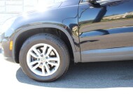 2016 Volkswagen Tiguan in Decatur, GA 30032 - 2310716 9