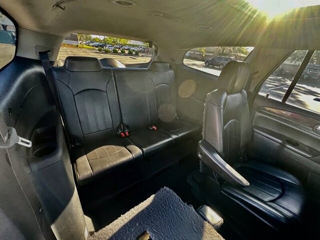 2015 Buick Enclave in COSTA MESA, CA 92626 - 2311127 6