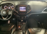 2019 Jeep Cherokee in Chicago, IL 60659 - 2311141 20