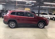 2019 Jeep Cherokee in Chicago, IL 60659 - 2311141 6