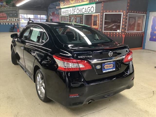 2015 Nissan Sentra in Chicago, IL 60659 - 2311379 3