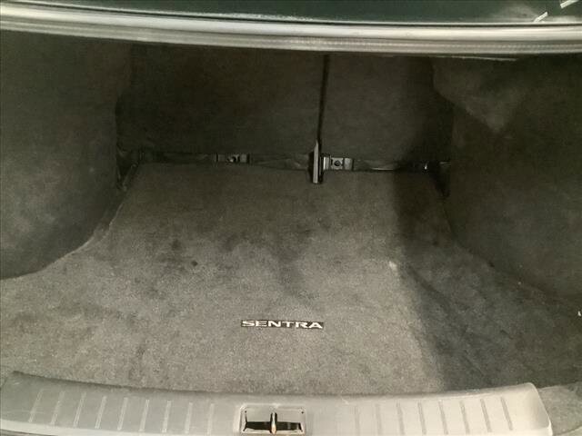 2015 Nissan Sentra in Chicago, IL 60659 - 2311379 18