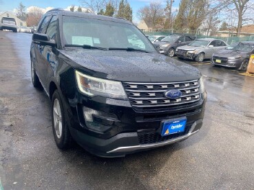 2016 Ford Explorer in Milwaukee, WI 53221
