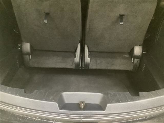 2016 Ford Explorer in Chicago, IL 60659 - 2311405 20