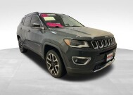 2018 Jeep Compass in Milwaulkee, WI 53221 - 2312013 3