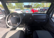 2000 Jeep Wrangler in Columbus, IN 47201 - 2312019 14