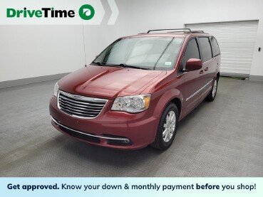 2016 Chrysler Town & Country in Greenville, SC 29607