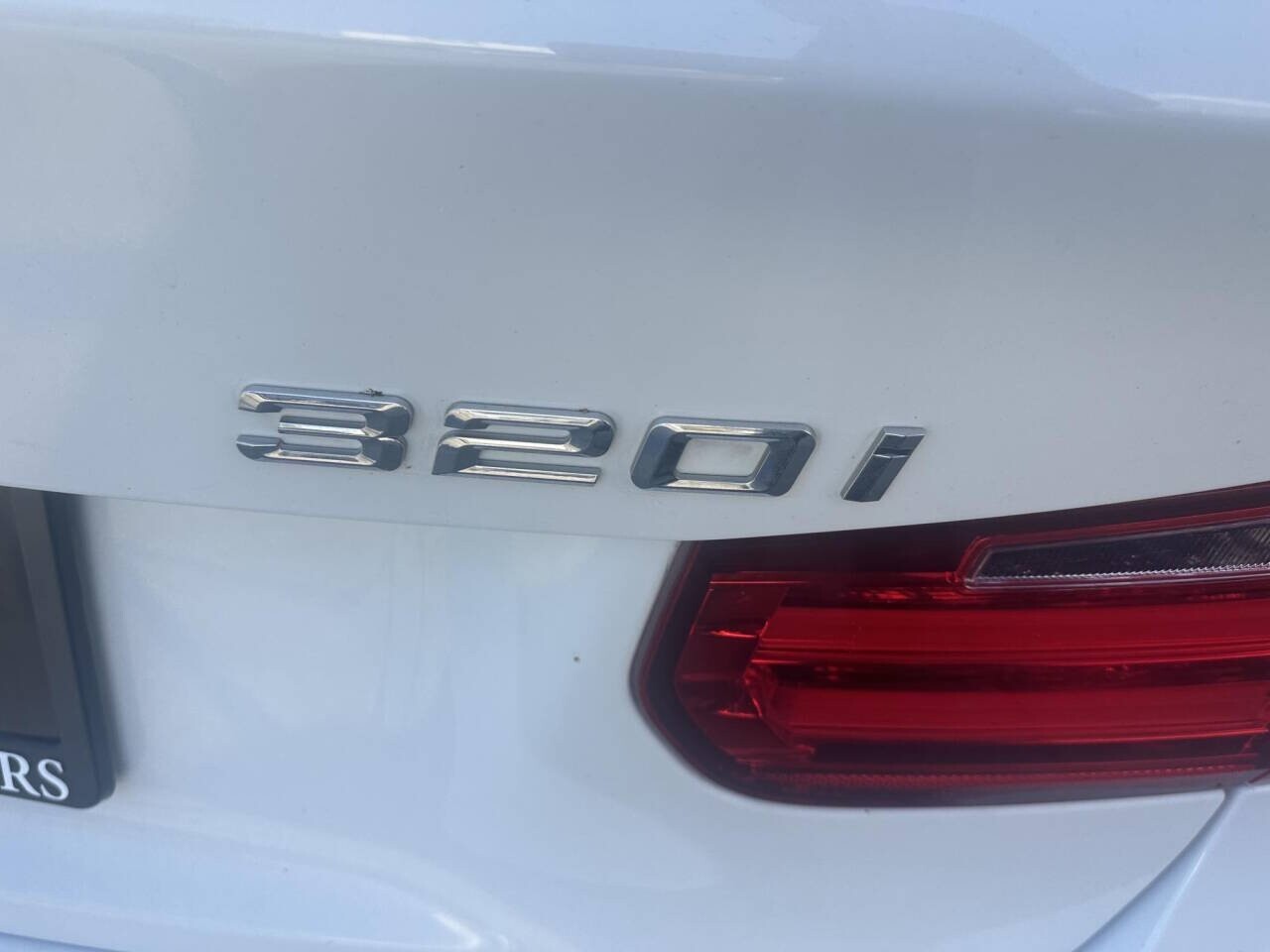 2013 BMW 320i xDrive in Pasadena, CA 91107 - 2313077 11