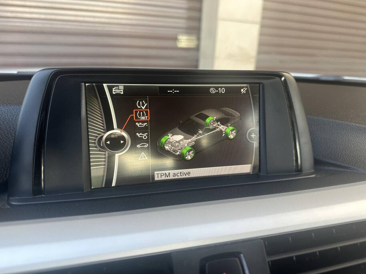 2013 BMW 320i xDrive in Pasadena, CA 91107 - 2313077 27