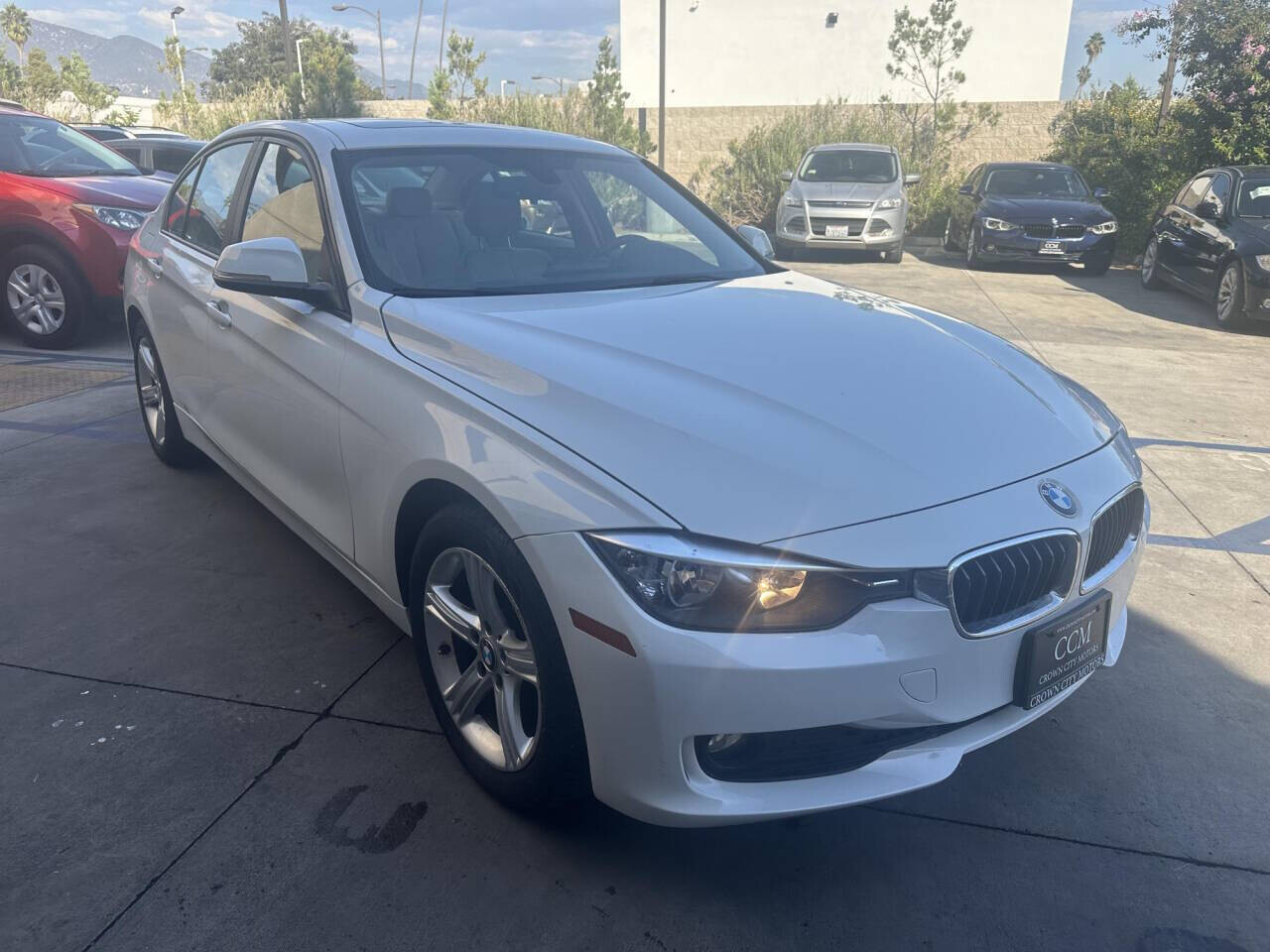 2013 BMW 320i xDrive in Pasadena, CA 91107 - 2313077 15