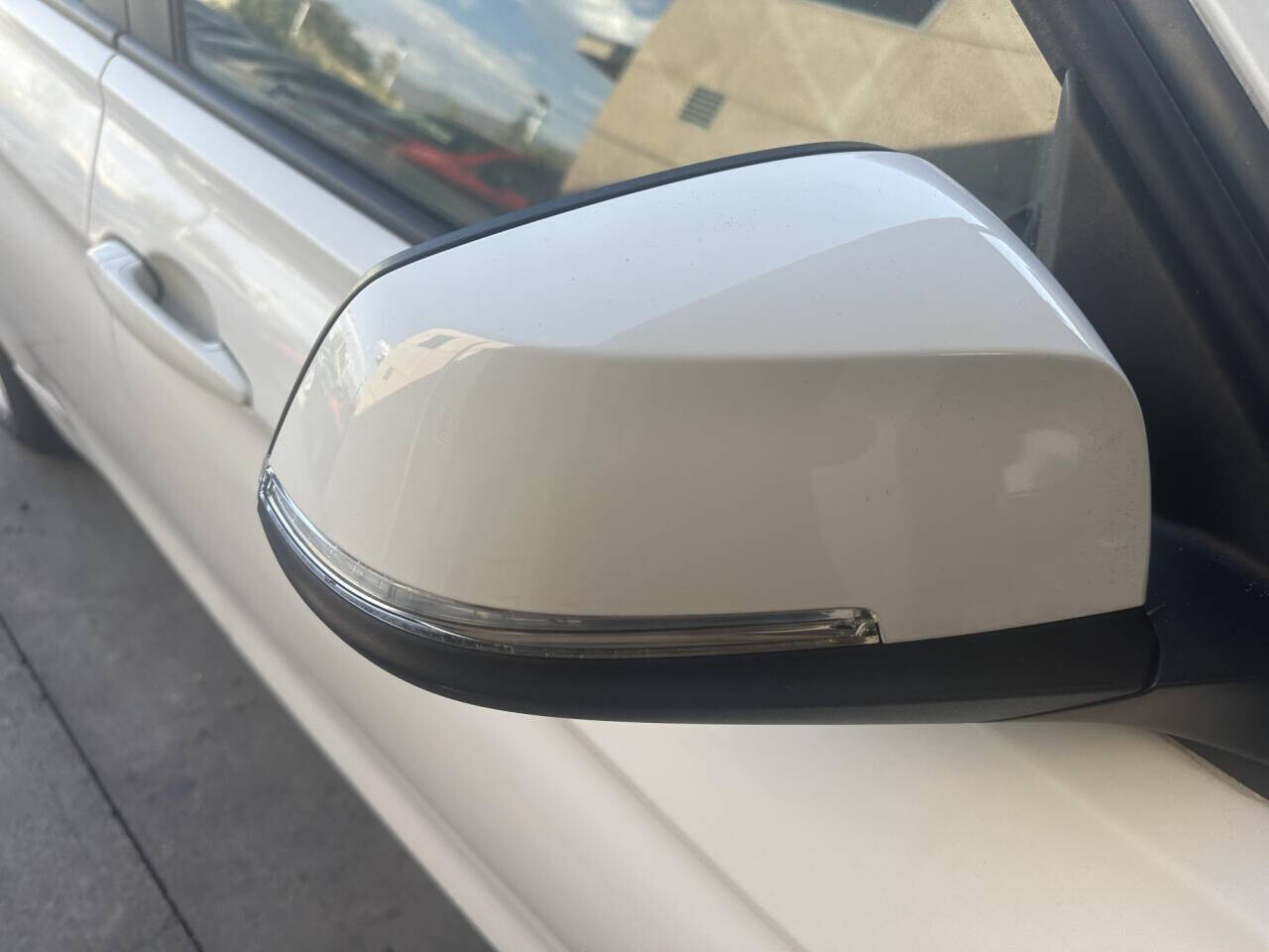 2013 BMW 320i xDrive in Pasadena, CA 91107 - 2313077 23