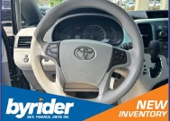 2012 Toyota Sienna in Jacksonville, FL 32205 - 2313727 13