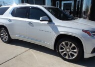 2018 Chevrolet Traverse in Pasadena, TX 77504 - 2313790 32